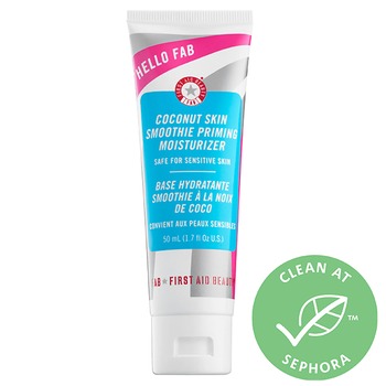 EComm: Laura Marano, Beauty Bag, What's In Her Bag